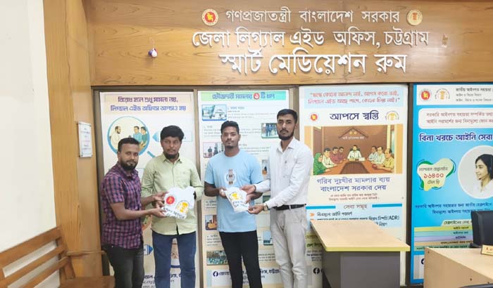 ২৭ বছর পর লিগ্যাল এইডের সহযোগিতায় পিতৃপরিচয়  ফিরে পেলেন পুত্র 