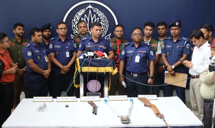 চট্টগ্রামে বহুল আলোচিত করিম হত্যা মামলার ৪ আসামী গ্রেফতার, আলামত উদ্ধার